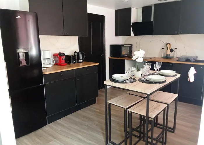 Casa vacanze La Céliane- Climatisé Avec Patio Classé 3 étoiles Castelnaudary